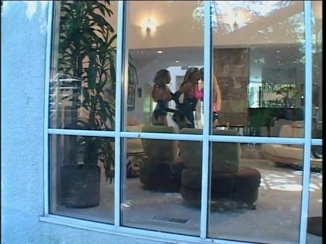 3 Naughty Girls: Sexy whores in latex pleasing each other