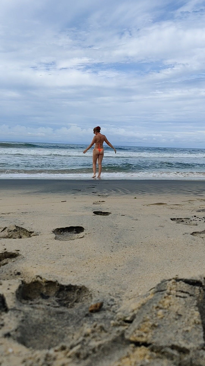 Foot Files: Olá Querido Mar! Este é meu primeiro vídeo!