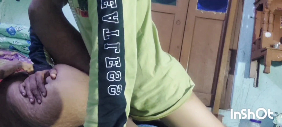 Sonali love: Sonali Boudi s’amuse avec son copain