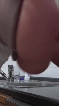 Německá amatérka s děvkami, které milují tvrdé péro # 16