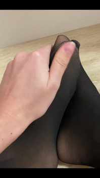 Feet in Black Body