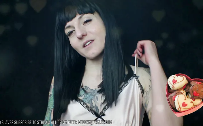 Miss Ivy Ophelia: Lovesick sissy doll triggers 3