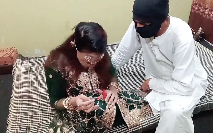MehwishButt: Bhabhi jde na kamarádovu svatbu