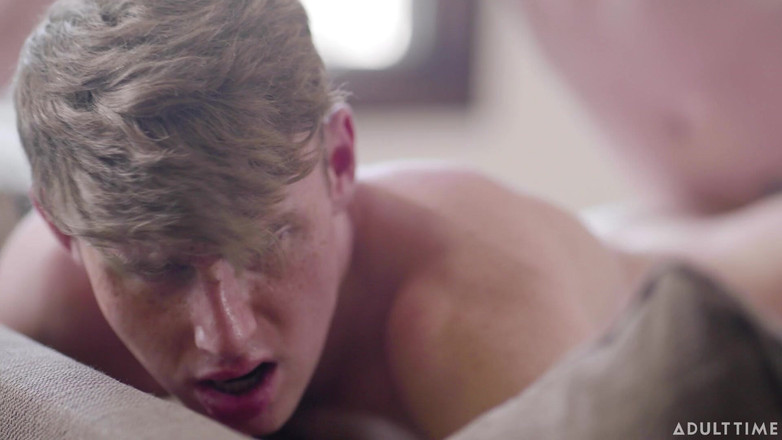 Heteroflexible: Heteroflexible - Laskavý Eric Charming's Sousedly Welcome sparks Max Lorde's Steamy...
