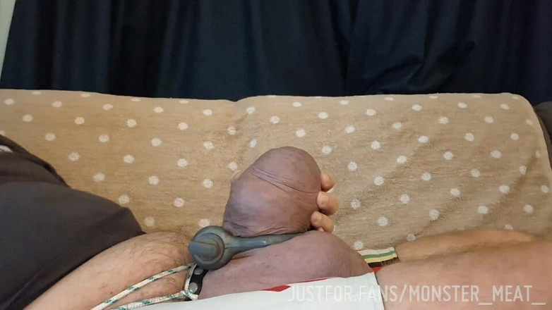 Monster_Meat_: Vibrator macht mich