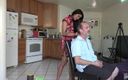 Covid Couple: 髪を染める