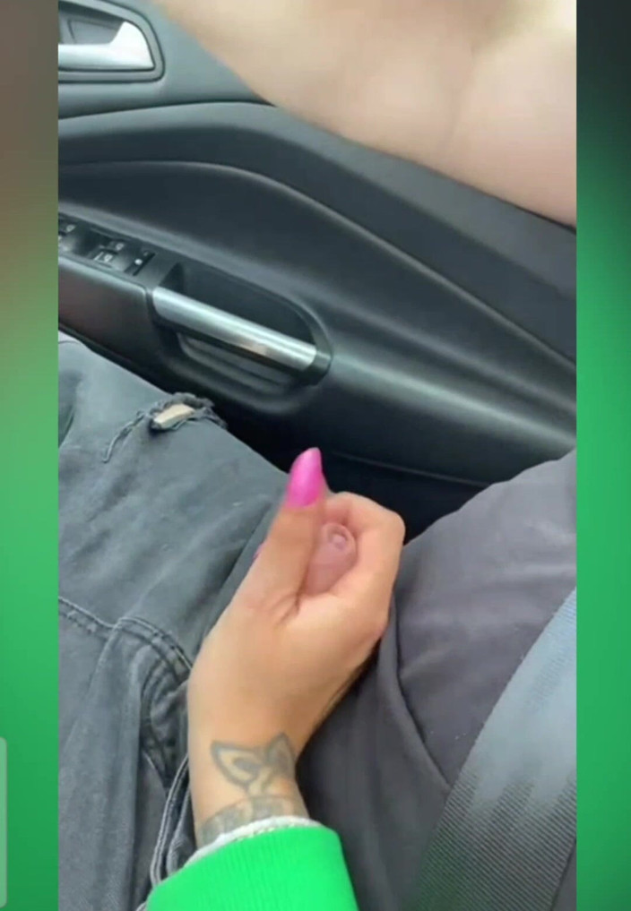 Only Owain: Arabada elle muamele ve büyük boşalma