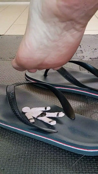 Insole Slave