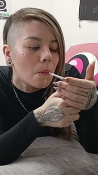 Krásná blondýnka má sex jako dospělá