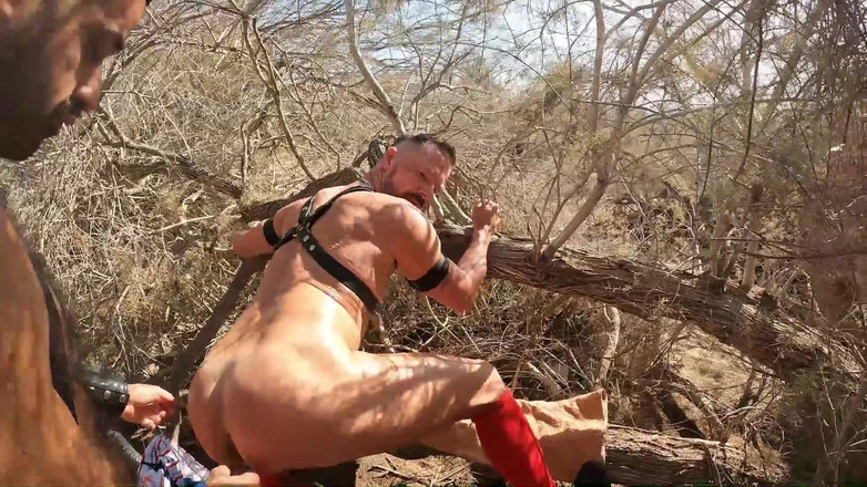 Latino4cumsluts: Fisting e dildo nel suo buco spalanca