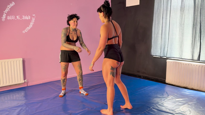 Lgb k inked: Two Hot Girls Grappling