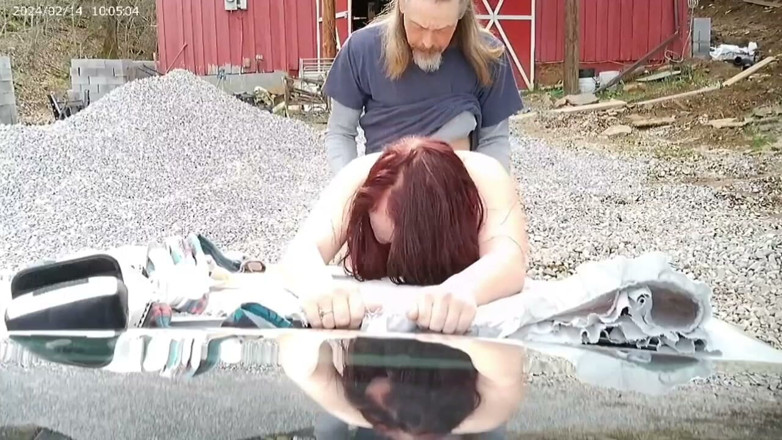 JolisaXXX: Soție în aer liber