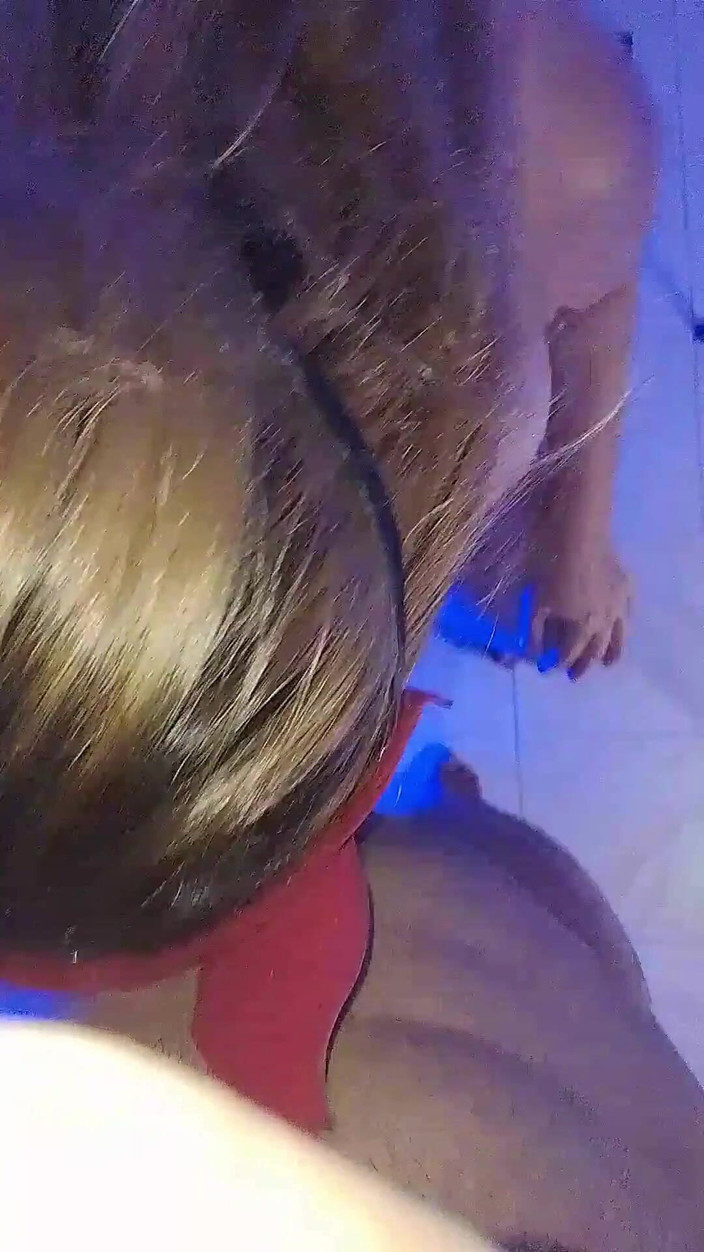 UtopianHumor507: Tepat apa yang dia buat hari ini menerima kedua-dua ini...