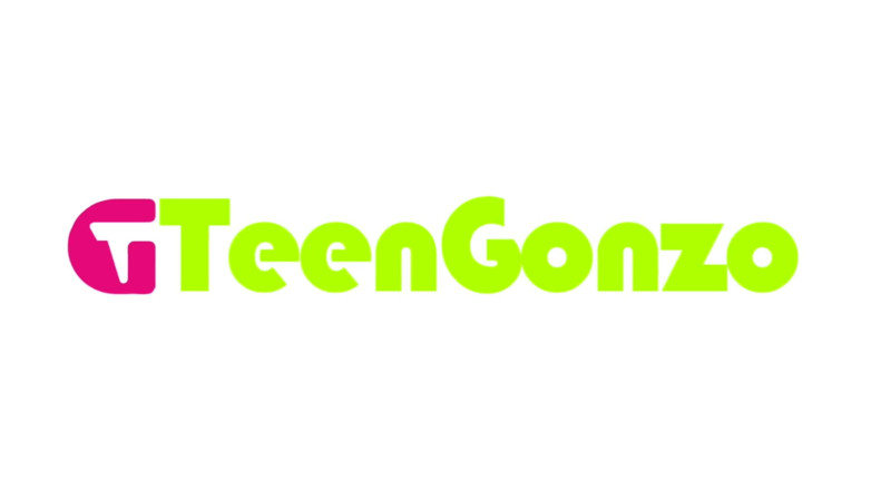 Gonzo Living: Teengonzo Kasey Warner obtiene un poco de bbc de Sean...