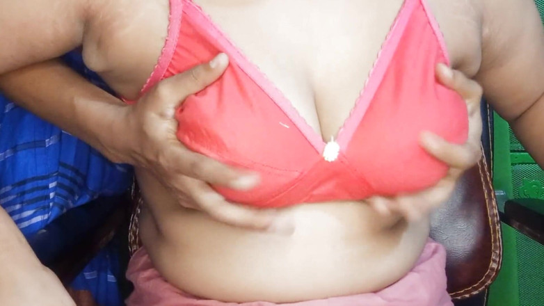 Ruhulbd: Pieprzyłem moją wielką przyrodnią siostrę Desi.