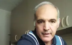 Большой камшот с членом экстремальным крупным планом