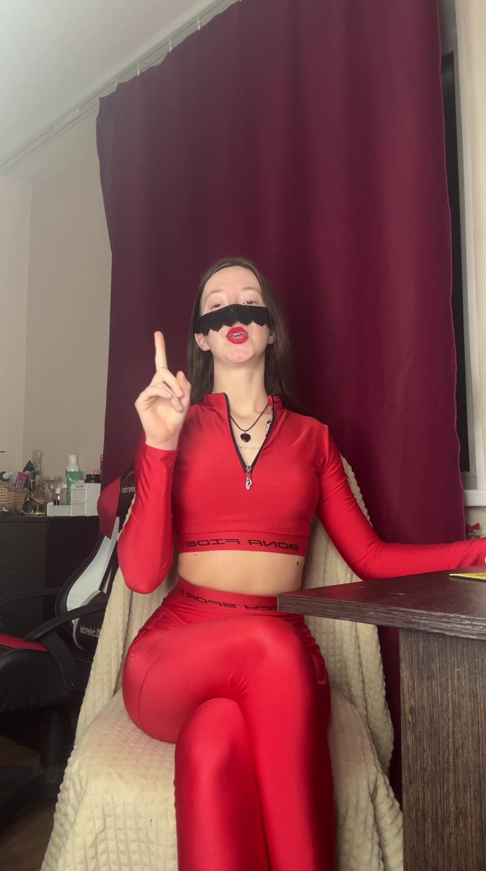 Skinny_lady69: Vaše malé tajemství je pod mojí kontrolou, sph &amp; kalhotky čichání