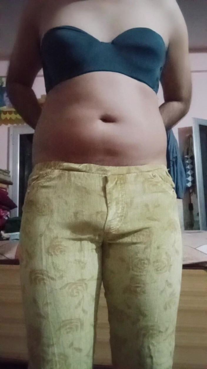 Gaurisissy: Indian Gay Crossdresser Gaurisissy Pressing and Playing with Her Big...