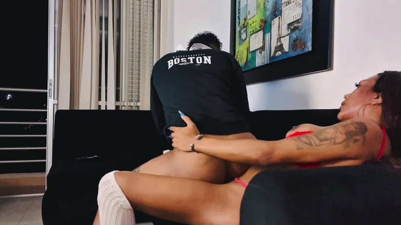 Pilar: Iscriviti e guarda più dei miei video