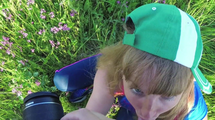 Sasha Bikeyeva: Відкритий. POV. Молода мила тінка сором'язлива, але смокче член у фотографа