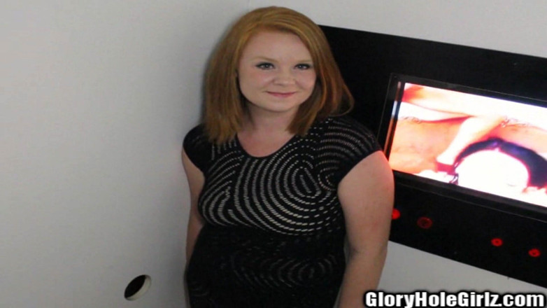 Glory Hole Girlz: Sodomie, gros nichons, rousse, avaleuse de sperme, chatte rousse dans...