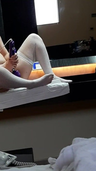 私のTinderデート潮吹きとポルノ鑑賞