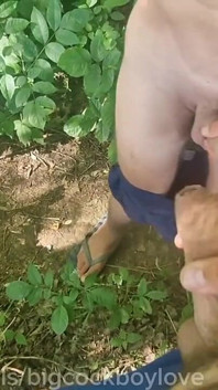 A Helping Hand for a Student with a Big Dick in Public-everyone Can See It, Lots of Cum!