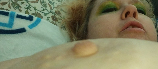 Anonymity awaits: Aguarda a transformação do meu brinquedo para o seu _ _ _ _....