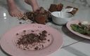 Solo Austria: Extrémní ponižující jídlo POV! Pouze pro skutečné labužníky!