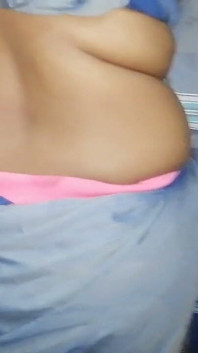 Desi-milf opgepikt 2 voert een gesprek en leert me kennen