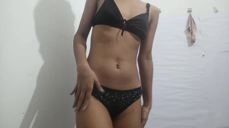 desigirl93: Punjabi - recém-casada grava provocação vid para marido de longa distância