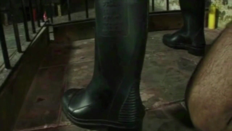 Crunch Boy: Sexuální dominance na plavbě v Barceloně