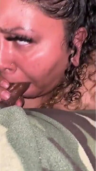 Cewek semok latina lagi asik ngentot kontol posisi reverse cowgirl