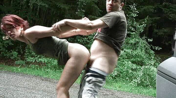 Popp Sylvie: Поп, Sylvie, свидание с трахом на улице