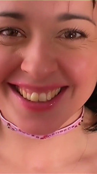 Decolleté sperma slurpee