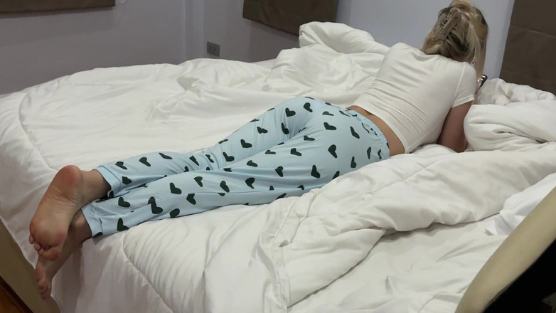 BootyFrutti: Ok, Frota Mi Coño. ¡pero Sin Penetración!