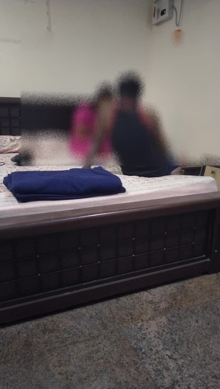 Tamil lesbian: 关于性生活的讨论