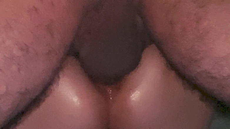 Jollyfuckingoldman: แม่น่าเย็ดข้างบ้านเปิดขาของเธอ ตอน 10