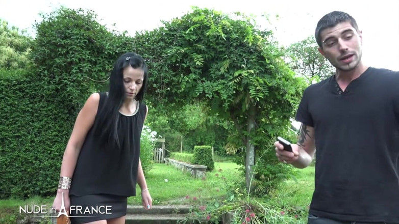 Nude in France: Natasha and her boyfriend are reconciled with a good sex!