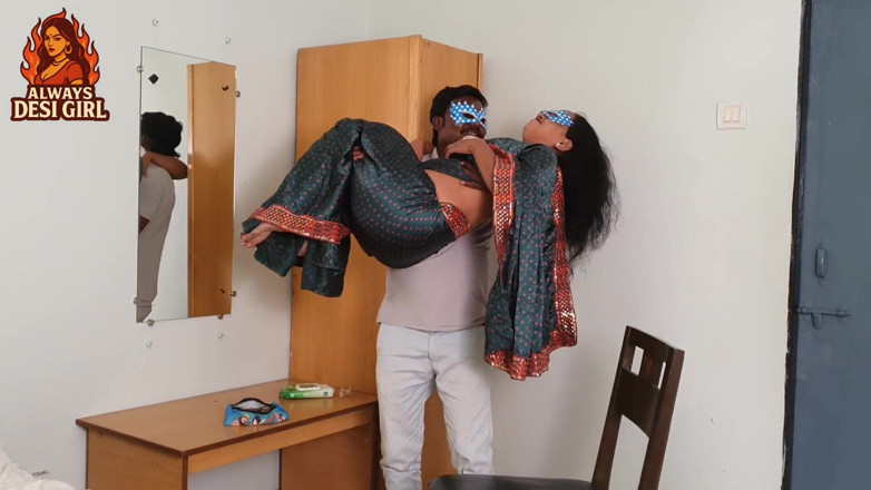 Always desi girl: Je vois ma femme seule à la maison, baise hardcore profonde