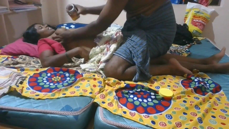 Desi palace: 温泉はインドBhabhiゃ荒によって彼氏