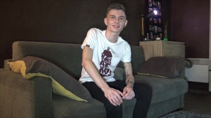 Gaybareback: Juan Perez pieprzyć na oklep twink Jeroma James