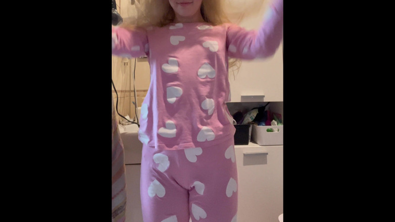 Inga lillypop girl: Poranny striptiz dla tatusia