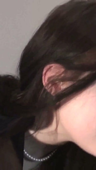 La faccia viene sfrenata a terra