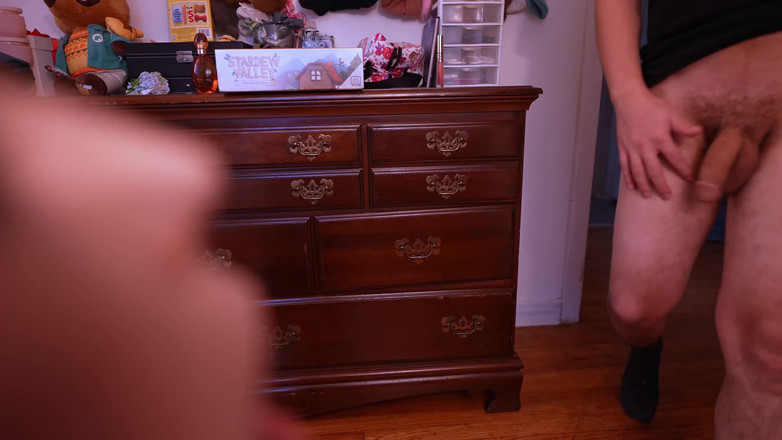 lilredvelvettt: Flaccid to hard với voice over