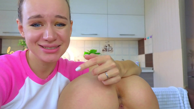 MargoAlisa: Dirty ATM with Young Stepdaddy's Girls