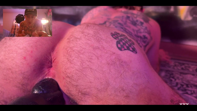 Xxx skips: Sikiş makinesinde canavar dildo ile amcığımı kremliyorum