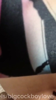 Spermă fierbinte glory hole străin futut un atlet în cur, fântâni de spermă pe toaletă