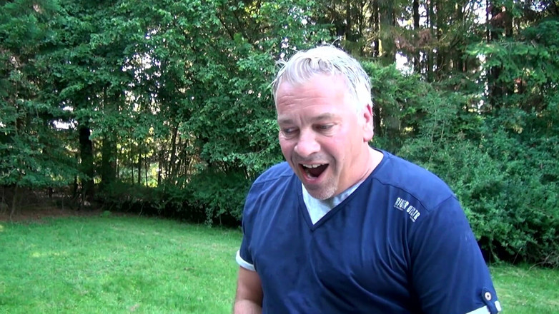 Deutschland Porno X: Kåta hemmafruar dubbel penetration orgie