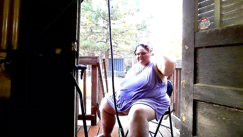 Mistress_T_FD_GD: 软管里还有1个完整淋浴 p1